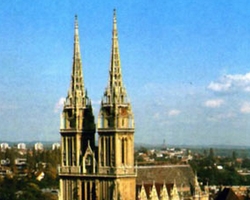 WHAT ARE THE GEOGRAPHICAL COORDINATES OF ZAGREB?